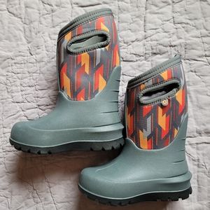 EUC Bogs Neo Classic Rain Boots